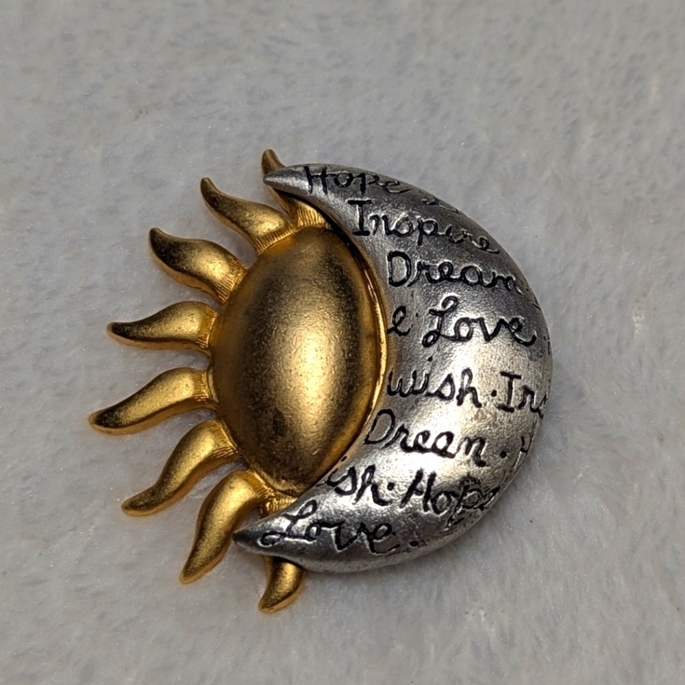 Vintage Goldtone and Silvertone Sun and Moon Brooche - Picture 5 of 6